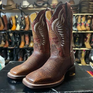 Men’s Square Toe Cowboy Boots. Rodeo Western Boots for Men. Brown Leather Cowboy Boots. Textured Leather Boots. Botas Vaquero De Piel.
