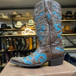 Vintage cowgirllaarzen voor dames. Westernlaars met spitse neus voor dames. Leren cowboylaarzen voor dames. Blauwe cowgirl-laarzen. Bota Vaquera De Mujer.