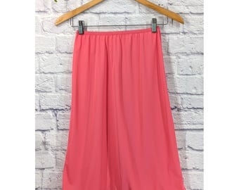 WOW Coral PINK!60s Vntg Scallop Edge Sm Half Slip Skirt Tricot Nylon Made USA