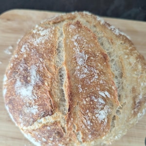 White Sourdough Loaf, Naturally Fermented, Hand Baked, Organic Artisan Bread, Vegan Sourdough, Fresh UK Baked Bread for Toast & Sandwiches