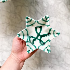 Small star shaped bowl, hand painted, Gmundner Keramik
