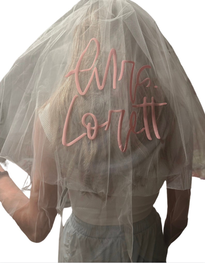 Personalized Bridal Veil image 3