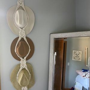 Macrame Hat Hanger, Farmhouse Hat Hanger, Hat Wall Decor, Straw Hat Rack, New Home Gift, Boho Hat Display, Gifts For Him