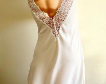 Reversible White Slip Lace Trim Lingerie Sleepwear Bridal Resort PJ