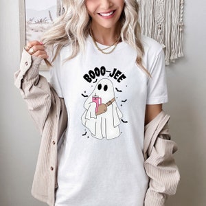 Boo Jee Halloween Shirt, Halloween Shirt, gruseliges Shirt, lustiges Shirt, Geister Shirt, gruseliges Shirt, süß, Boo Geist Shirt, Shirt für Frauen