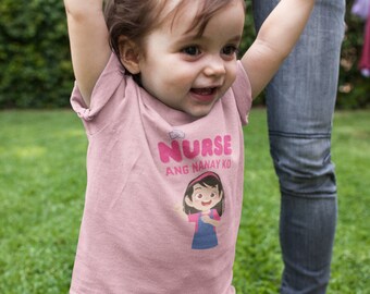 ナース アン ナナイ コ ベビー ガール/幼児 ファイン ジャージ T シャツ |タガログ語シャツ