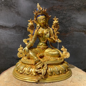 fine quality green tara statue. full gold gilt green tara consecrated. female protector buddha. Dolma.