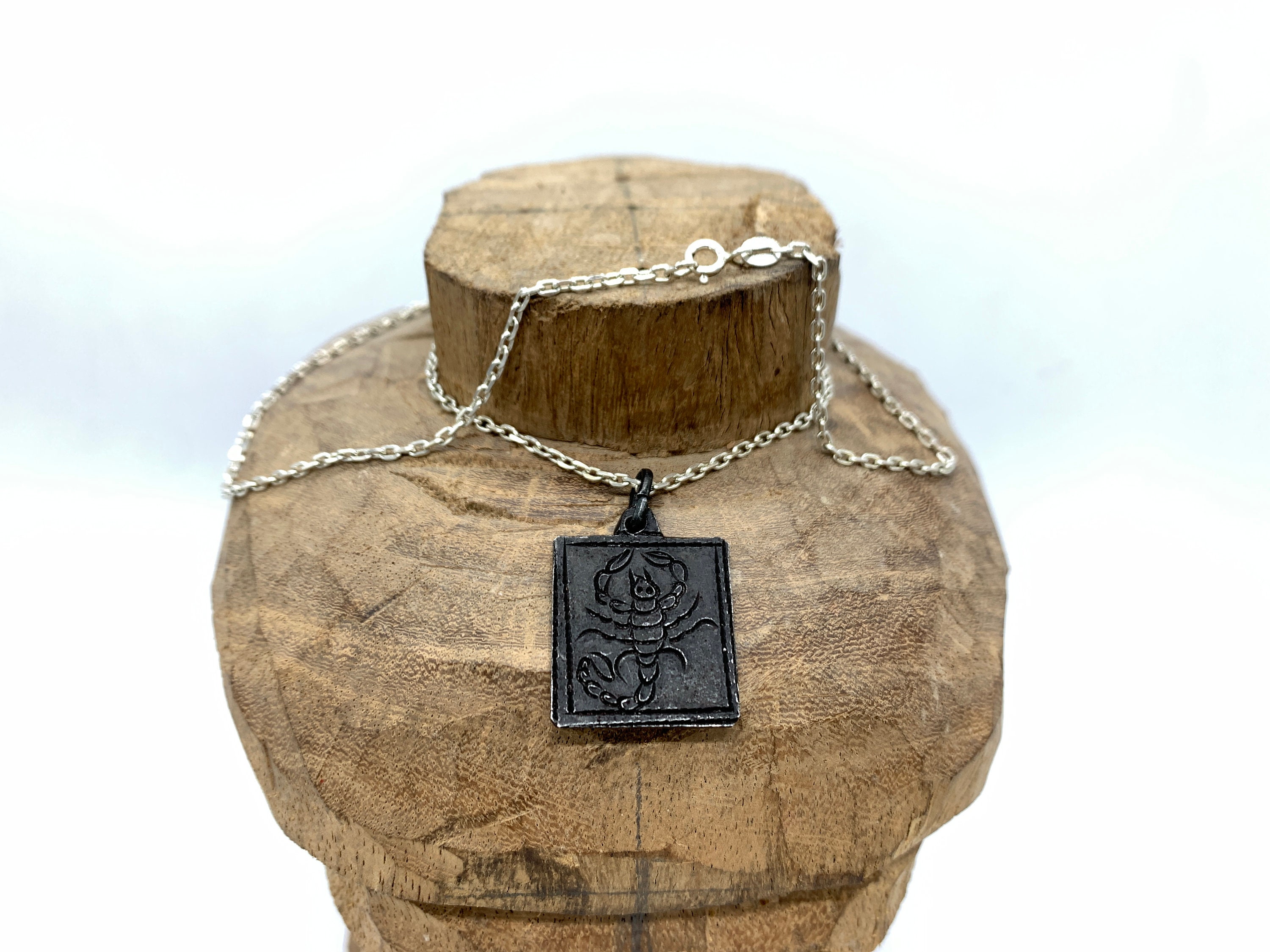 2x2 cm Scorpion pendant made of thangthong gyalpo iron.  Scorpion talismans. protection amulet.