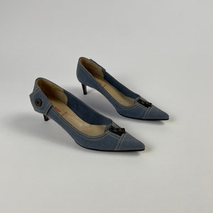 Miu Miu Heels 38. Miu Miu Denim Pumps with zipper detail, 90s miu miu kitten heels