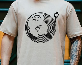 Vinyl Record T-shirt, Record Collector Shirt, Classic Lp T-shirt, Vinyl Lover Shirt, Moon tShirt, Vintage Vinyl shirt, Music Lover Shirt