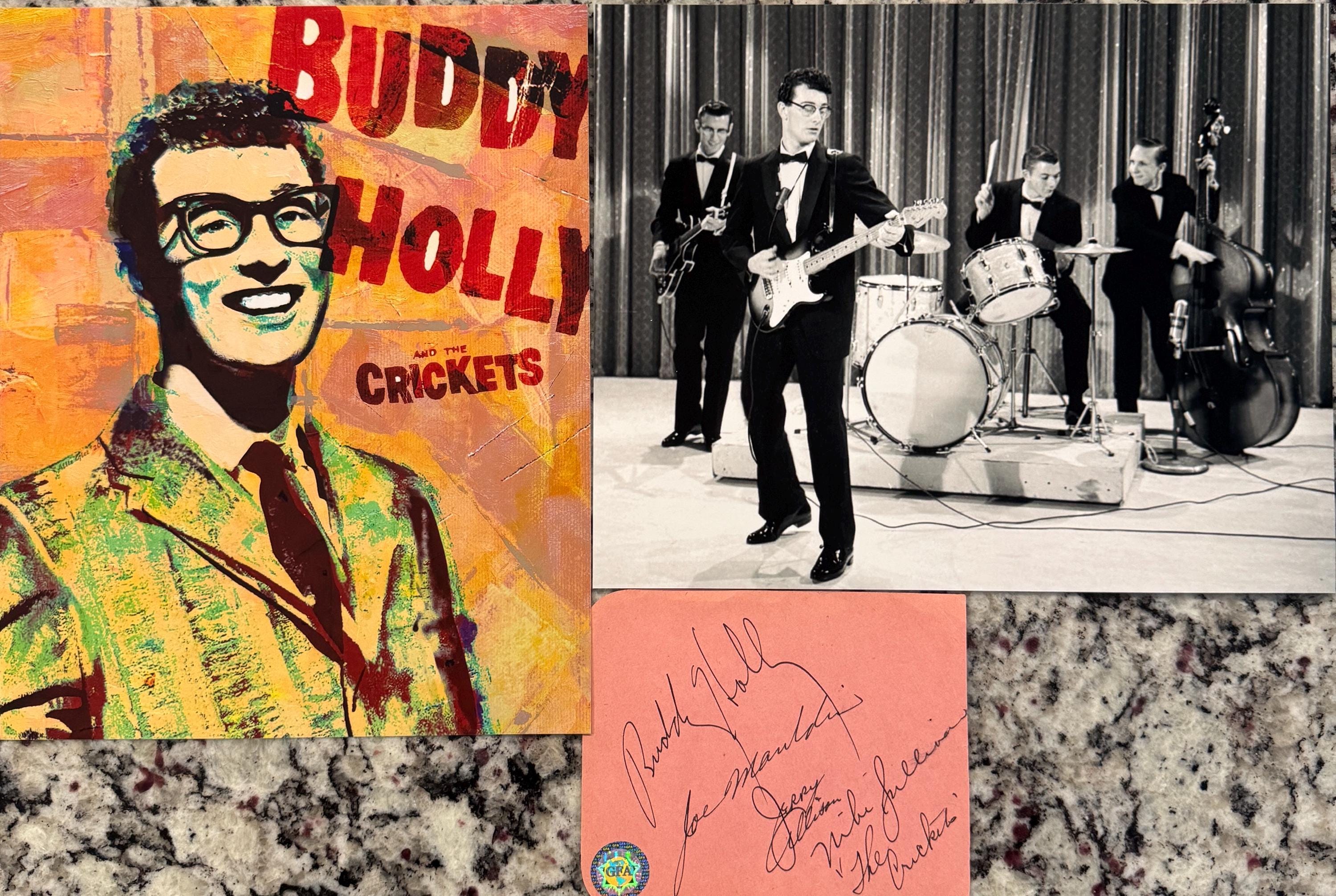 最近、ヘルメットなしで乗り回ってるやつをよく見かけるんだけど、特に三輪車で。どうなってんの？ : r/MotoUK, image size:3000x2013