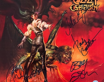 オジー・オズボーン 直筆サイン入りポスター　Ozzy Osboune タレントグッズ オジー・オズボーン 直筆サイン入りポスター Ozzy Osboune