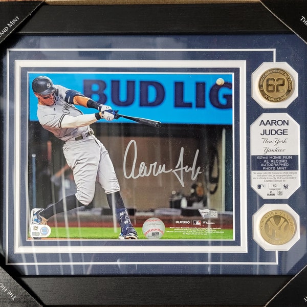 Aaron Judge Autographed Limited Edition 62nd Home Run AL Record Photo Mint