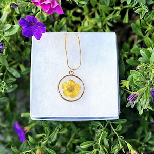 Pressed Flower Pendant