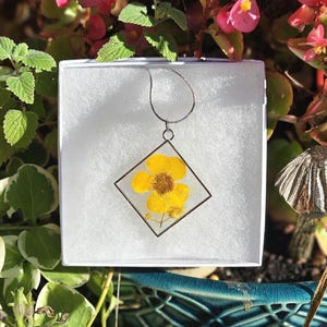Pressed Flower Pendant