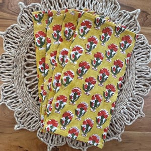 Hand-block printed floral napkins|100% Cotton| 20*20 inches| Dinner Napkins| Cocktail Napkins - Set of 4,6,8