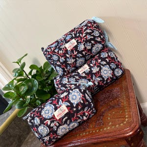 Set of 3 Quilted Makeup Bags|Travel Toiletry Bags| Bridesmaid Gifts|Gifts for Her|Women’s Travel Bags|Kosmetiktasche|Wedding Favors