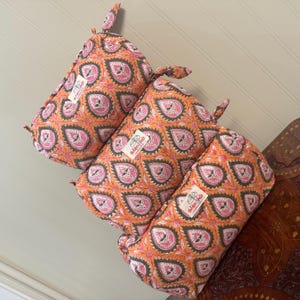 Set of 3 Quilted Makeup Bags|Travel Toiletry Bags| Bridesmaid Gifts|Gifts for Her|Women’s Travel Bags|Kosmetiktasche|Wedding Favors