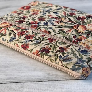 Laptophoes met bloemenprint | Boho botanisch vogeldesign | Gevoerde hoes met binnenvak | Maatwerk