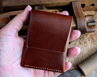 Handcrafted Italian Leather Flap Wallet – Slim Vertical Cardholder