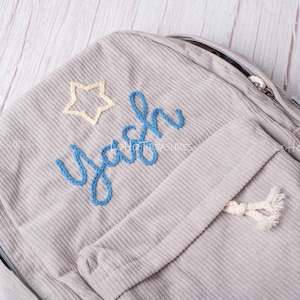Sac à dos en velours côtelé fait main : sacs d'école brodés personnalisés pour enfants et tout-petits