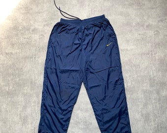 Pantalon de survêtement Nike bleu marine taille XL logo jaune des années 80 y2k vintage streetstyle des années 90 drill opium rétro