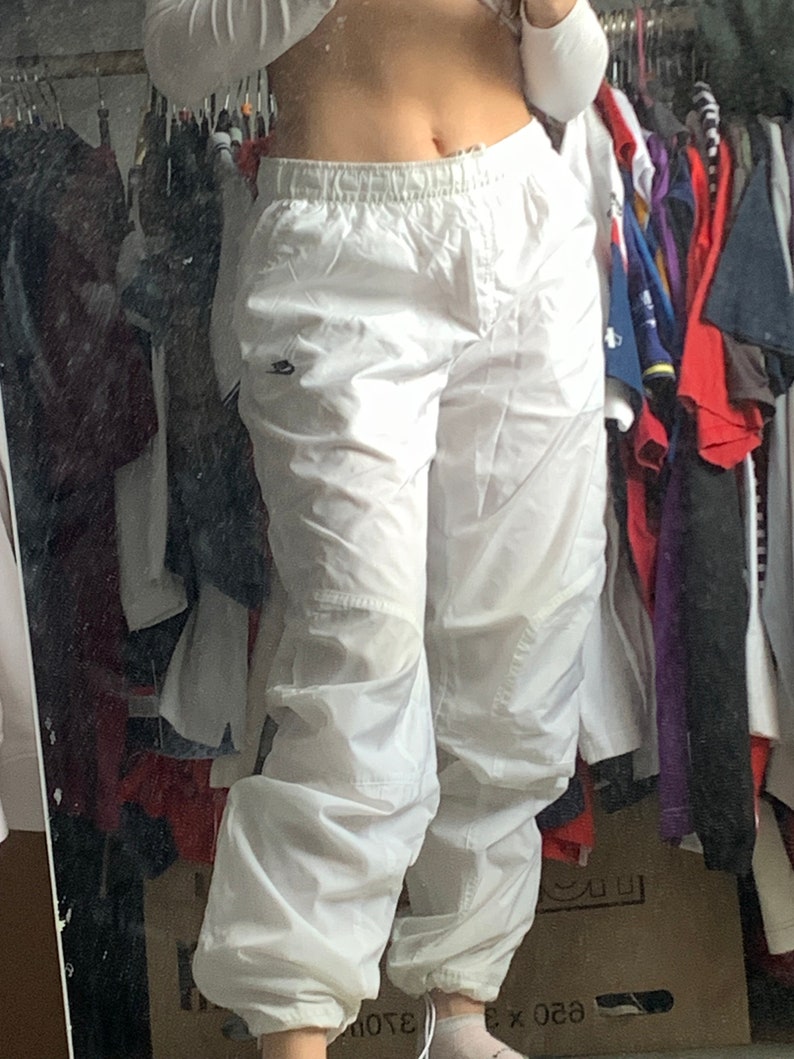 Pantalon de survêtement Nike double logo pour homme taille M blanc sportswear des années 80 y2k vintage streetstyle des années 90 drill opium rétro image 6