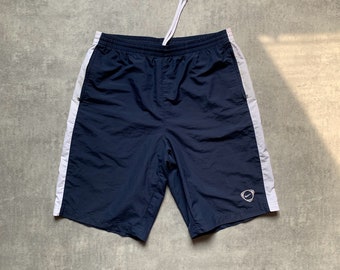 Short Nike homme taille L bleu marine en nylon des années 80 y2k vintage streetstyle des années 90 drill opium rétro