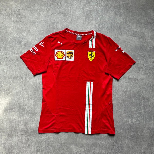 Puma x Scuderia Ferrari (shell ups firelli mahle ray ban sponsors) short sleeve t-shirt men’s size L red f1 formula racing sportswear Y2K 90