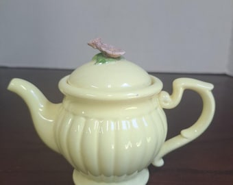 Vintage Yellow Ribbed Ceramic Teapot Shape Trinket Dish