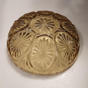 Anchor Hocking amber Medallion starburst pattern Glass Serving Bowl 8&quot;