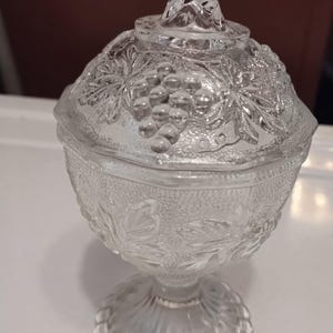 70s Anchor Hocking Vintage Pattern Grape Glass Pedestal Covered Candy Jar 1975