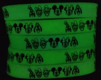 SBWD18 Mickey Mouse & Friends Silicone Bracelet Disney Inspired Glow in the Dark Printed Silicone Bracelet