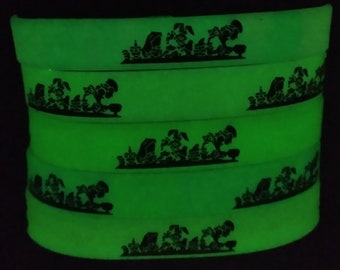SBWD19 Alice in Wonderland Silicone Bracelet Disney Inspired Glow in the Dark Printed Silicone Bracelet