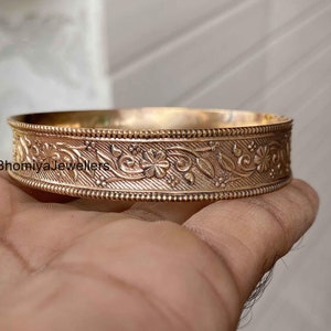 Solid 100% Copper Bangle, Copper Bracelet, Handmade Designer Bracelet, Beautiful Bangle, Special Health Benefits Bangle, Antique Bangle Gift