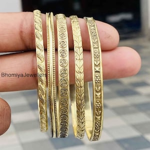 Conjunto de 5 brazaletes, joyería hecha a mano, brazalete llamativo, brazalete hermoso, brazalete de aniversario, brazalete hermoso, brazalete apilable de latón, regalos
