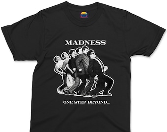 Wahnsinn One Step Jenseits inspiriert Vintage T-shirt, Retro Ska Band 70er Jahre Mode Tshirt, 1970er Jahre klassische jamaikanische Musik Ska Geschenk, Unisex Top