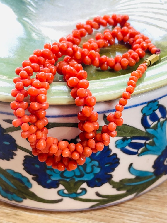 ANTIQUE Victorian Carved Natural Coral Necklace G… - image 10