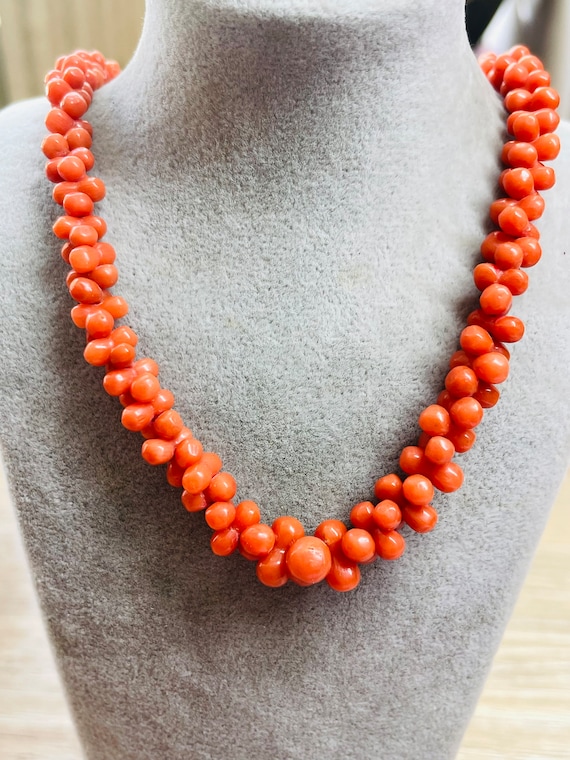 ANTIQUE Victorian Carved Natural Coral Necklace G… - image 1