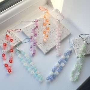 Simple Flower Phone Strap/ Phone Charm