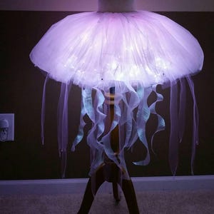 H12 Rosa Qualle Tutu (mit eingenähtem Satinfutter) // Qualle individuell //(viele Farben verfügbar)