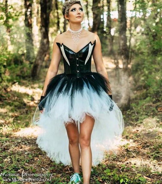 J01 Swan custom tutu (With Sewn in satin LINING)//(Custom colors available)