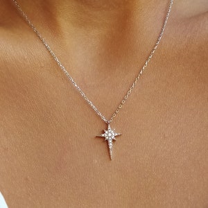 Collier étoile du Nord • Plaqué or 14 carats • Argent sterling 925 carats • Pendentif étoile • Collier conte de fées • Cadeau pour elle • Cadeau minimaliste