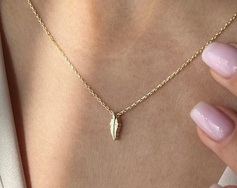 Feather Necklace • 14K Gold Plated • 925K Sterling Silver •  Tiny FeatherJewelry • Minimalist Pendant •  Gift for Her • SummerJewelry Gift
