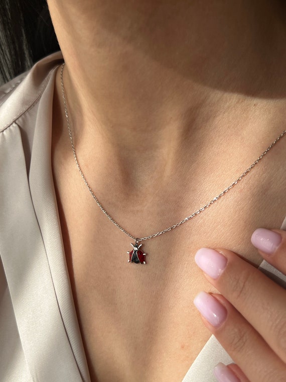 Collana Coccinella Portafortuna In Argento Sterling 925 Smaltato A Mano, Gioiello Artigianale Made In Italy, Anallergico E Rodiato, Lunghezza 50 Cm