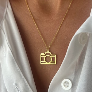 Camera Necklace • 14K Gold Plated • Photograph Jewelry • 925K Sterling Silver • Cameraman Necklace • Unisex Necklace • Minimalist Gift