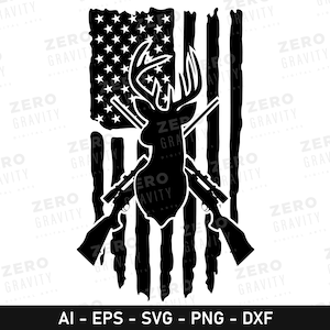 Puede incluir: Silueta en blanco y negro de un ciervo con cuernos, dos rifles cruzados detrás de él y una bandera estadounidense de fondo. La bandera está desgastada y tiene un efecto grunge.