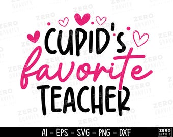 以下が含まれることがあります： 白地に「Cupid's Favorite Teacher」の文字が黒とピンクで描かれたグラフィック。 「favorite」の文字は筆記体です。 ピンクのハートと点がテキストの周りに散らばっています。 ファイルの種類情報は下部にあります。