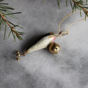 Vintage plastic Black and Silver Fishing Lure Christmas Ornament with Bell Fishermen Trout Salmon Bass Catfish Fly Fish Outdoors Fisher Cabi