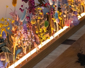 Licht Blumenleiste Flowerboard mit WOW-Effekt inkl. Wandhalterung für Trockenblumen / edles Massivholz  Wohndeko  Tischdeko  Hochzeitsdeko
